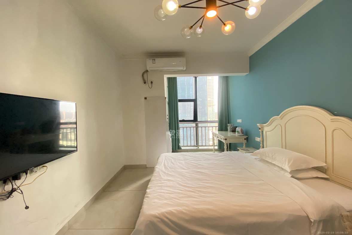 东盈商业广场（华泉城市广场）  1室1厅1卫    1900.0元/月室内图1