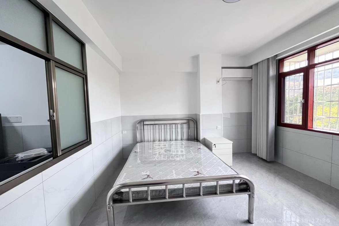 雷锋大道、雷高路散盘 2室1厅1卫 1000.0元/月 雷锋大道、雷高路散盘 2室1厅1卫 1000.0元/月室内图