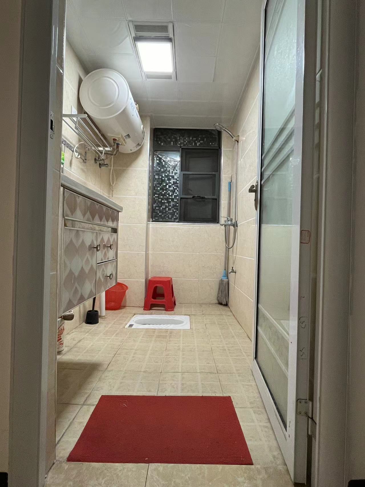 新概念  1室1厅1卫    1050.0元/月