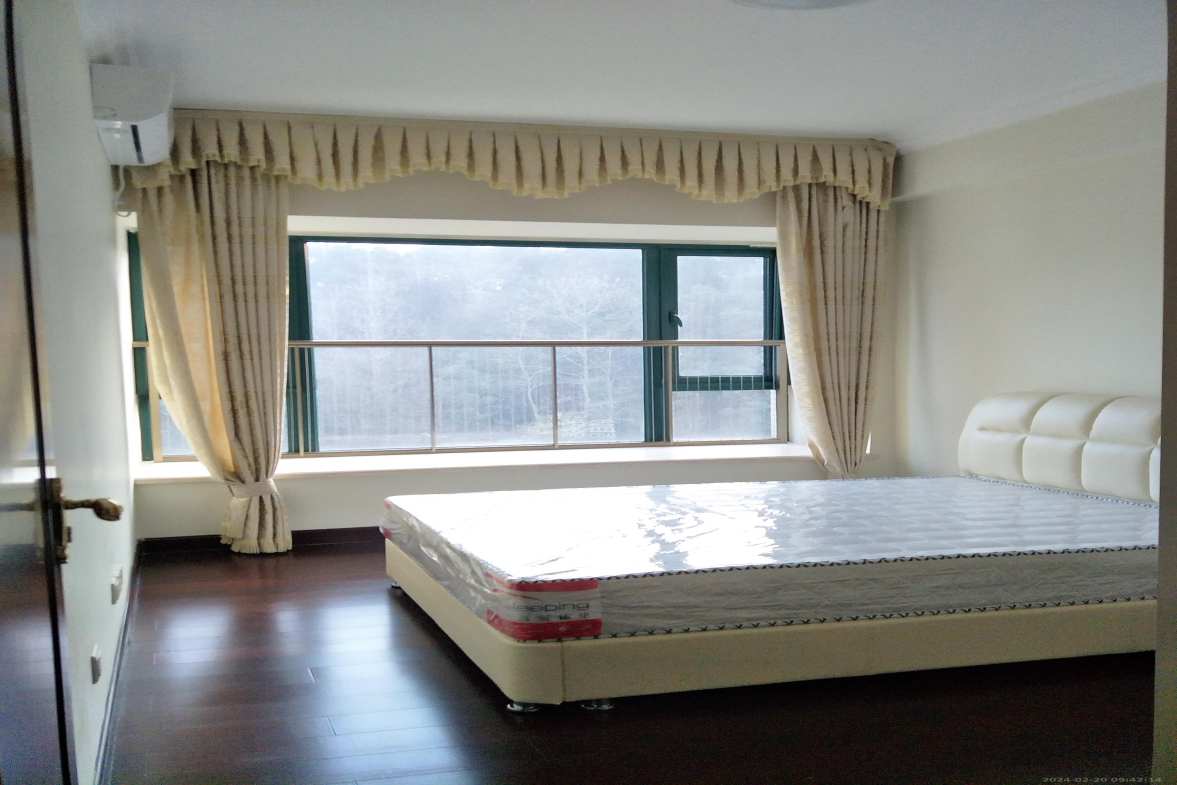 恒大城 3室2厅2卫 2500.0元/月 恒大城 3室2厅2卫 2500.0元/月室内图