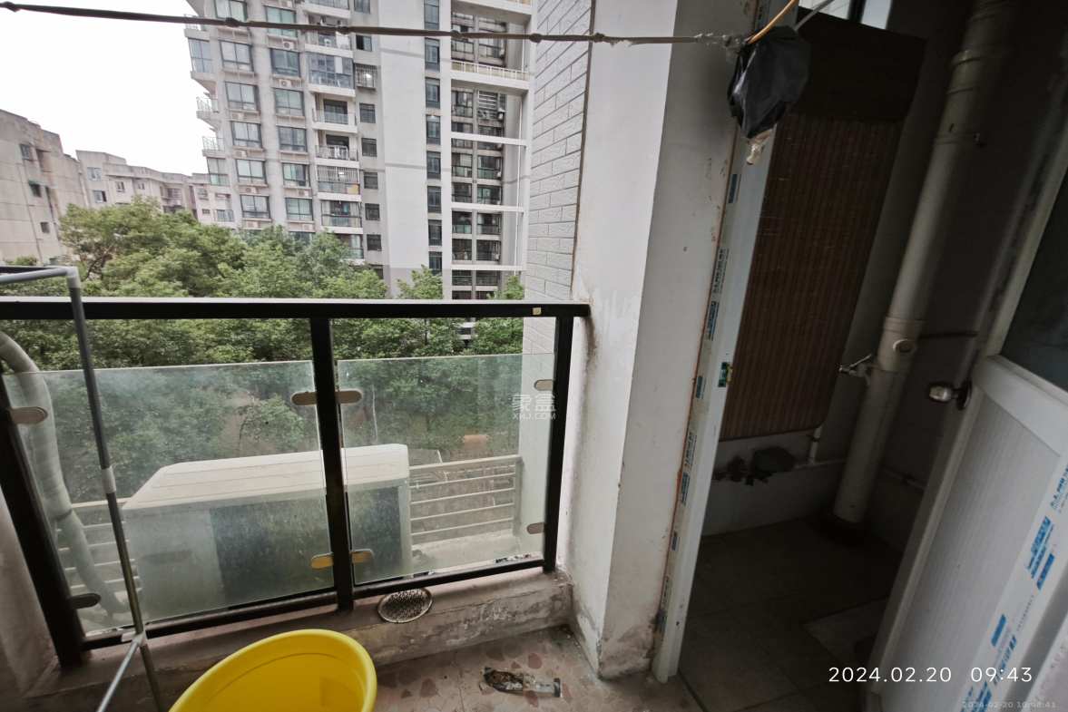 金凤滩家园  5室2厅1卫    2600.0元/月室内图