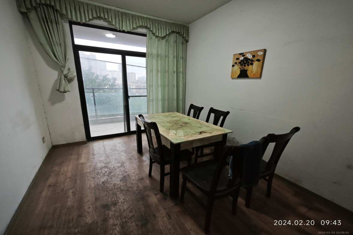 金凤滩家园  5室2厅1卫    2600.0元/月室内图