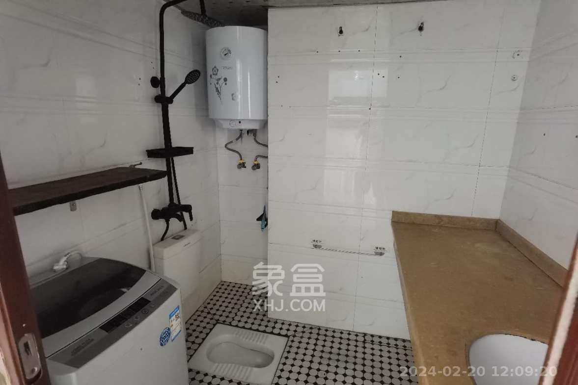 和府  1室1厅1卫    2100.0元/月 和府  1室1厅1卫    2100.0元/月室内图