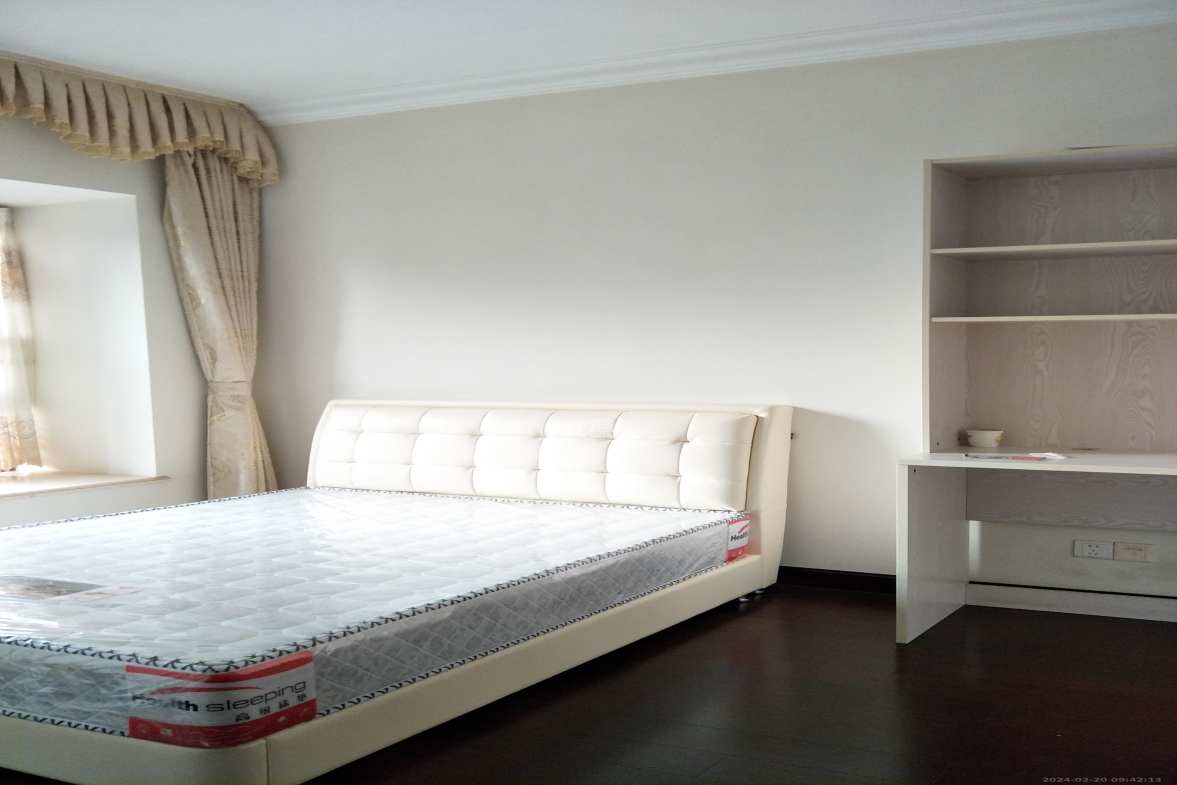 恒大城 3室2厅2卫 2500.0元/月 恒大城 3室2厅2卫 2500.0元/月室内图