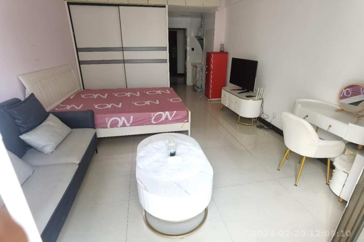 和府  1室1厅1卫    2100.0元/月 和府  1室1厅1卫    2100.0元/月室内图