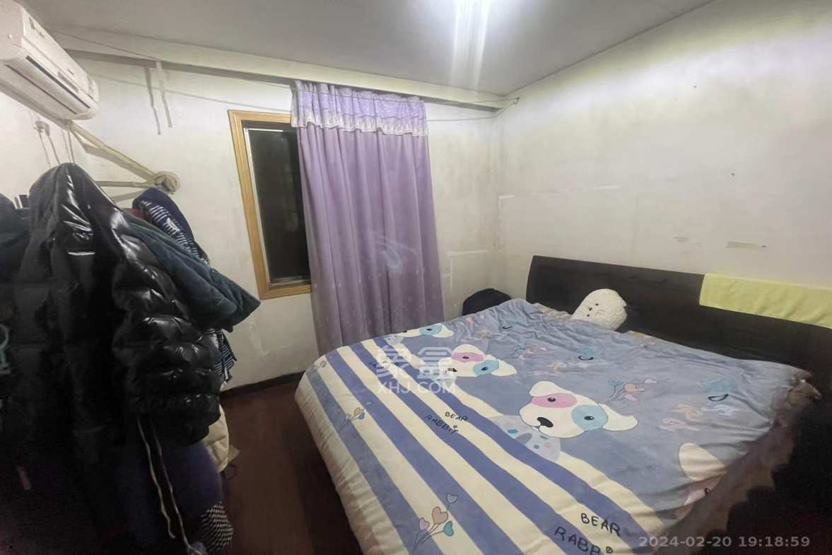 中南汽车世界  2室2厅1卫   1300.00元/月室内图