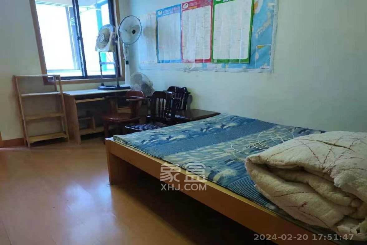 窑岭光大银行宿舍  2室1厅1卫    2300.0元/月室内图