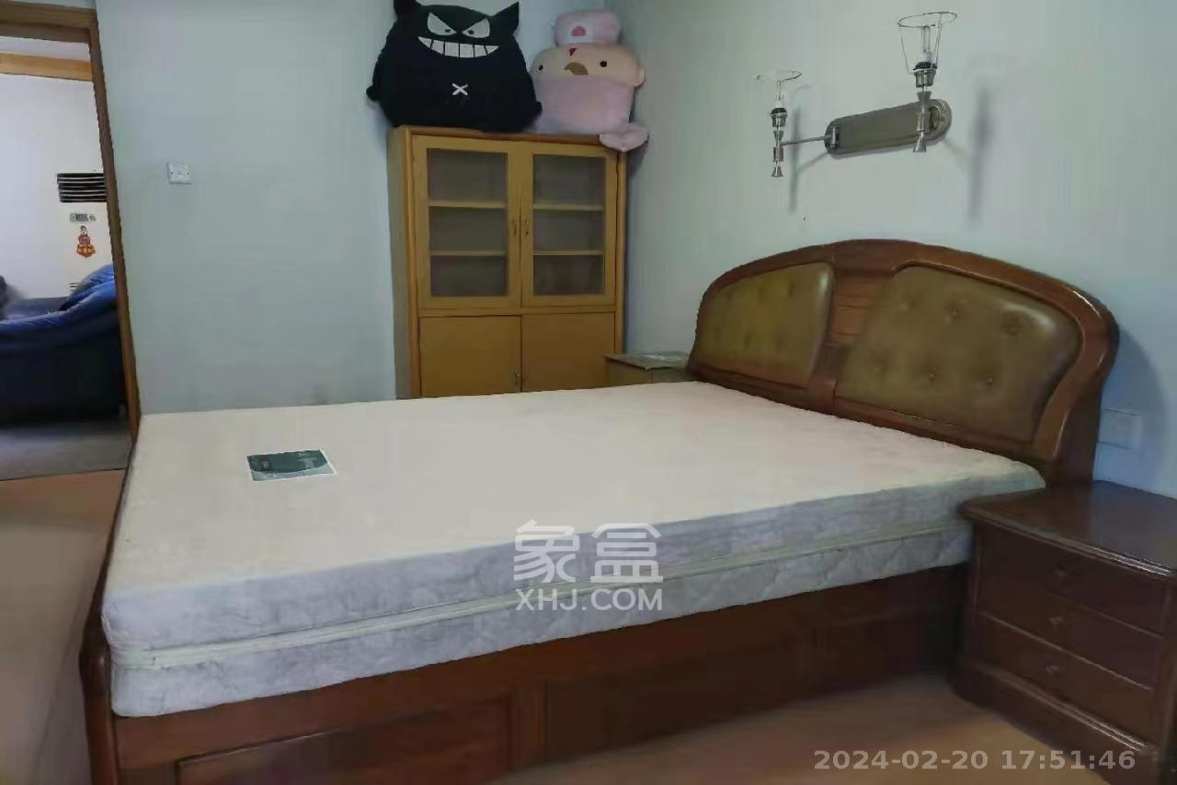 窑岭光大银行宿舍  2室1厅1卫    2300.0元/月室内图