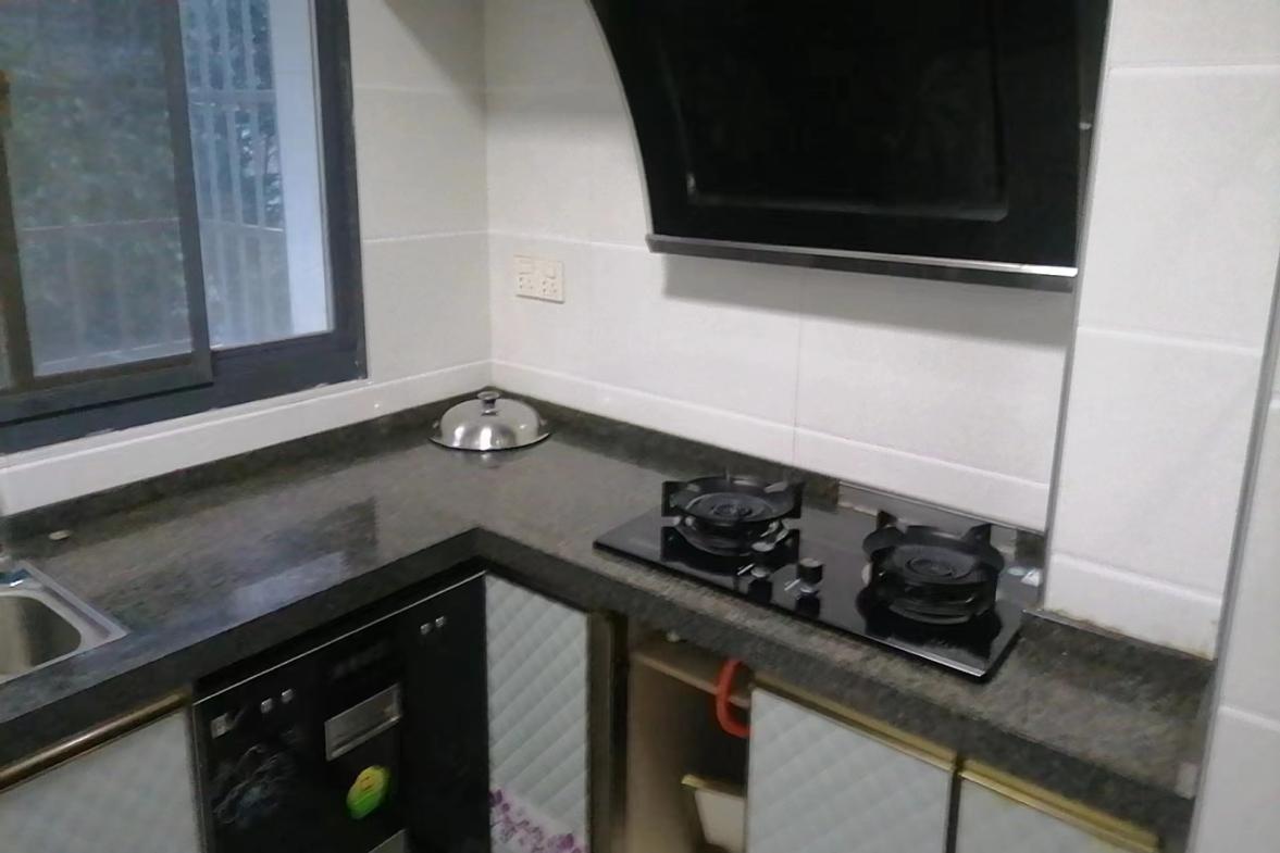 洪源小区  2室2厅1卫    800.0元/月室内图