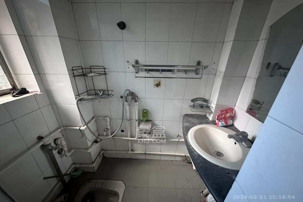 红花坡社区  2室2厅1卫    1200.0元/月室内图1