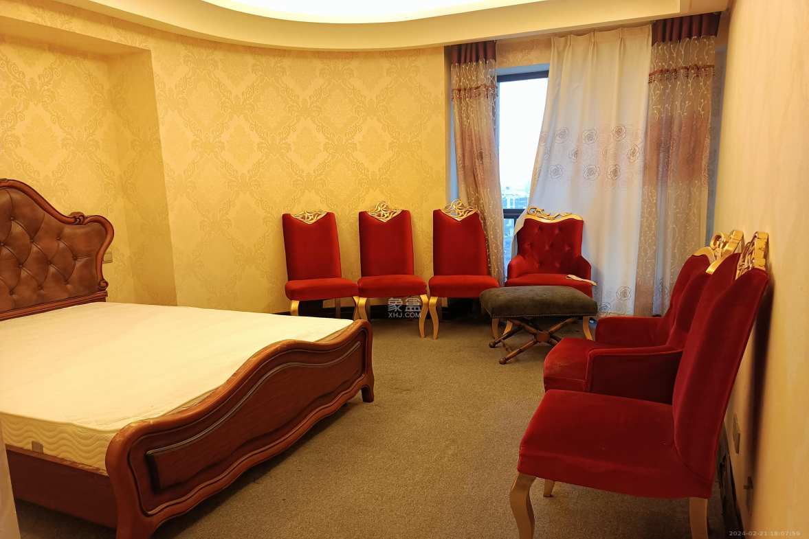 华远华中心  4室2厅4卫    11500.0元/月 华远华中心  4室2厅4卫    11500.0元/月室内图