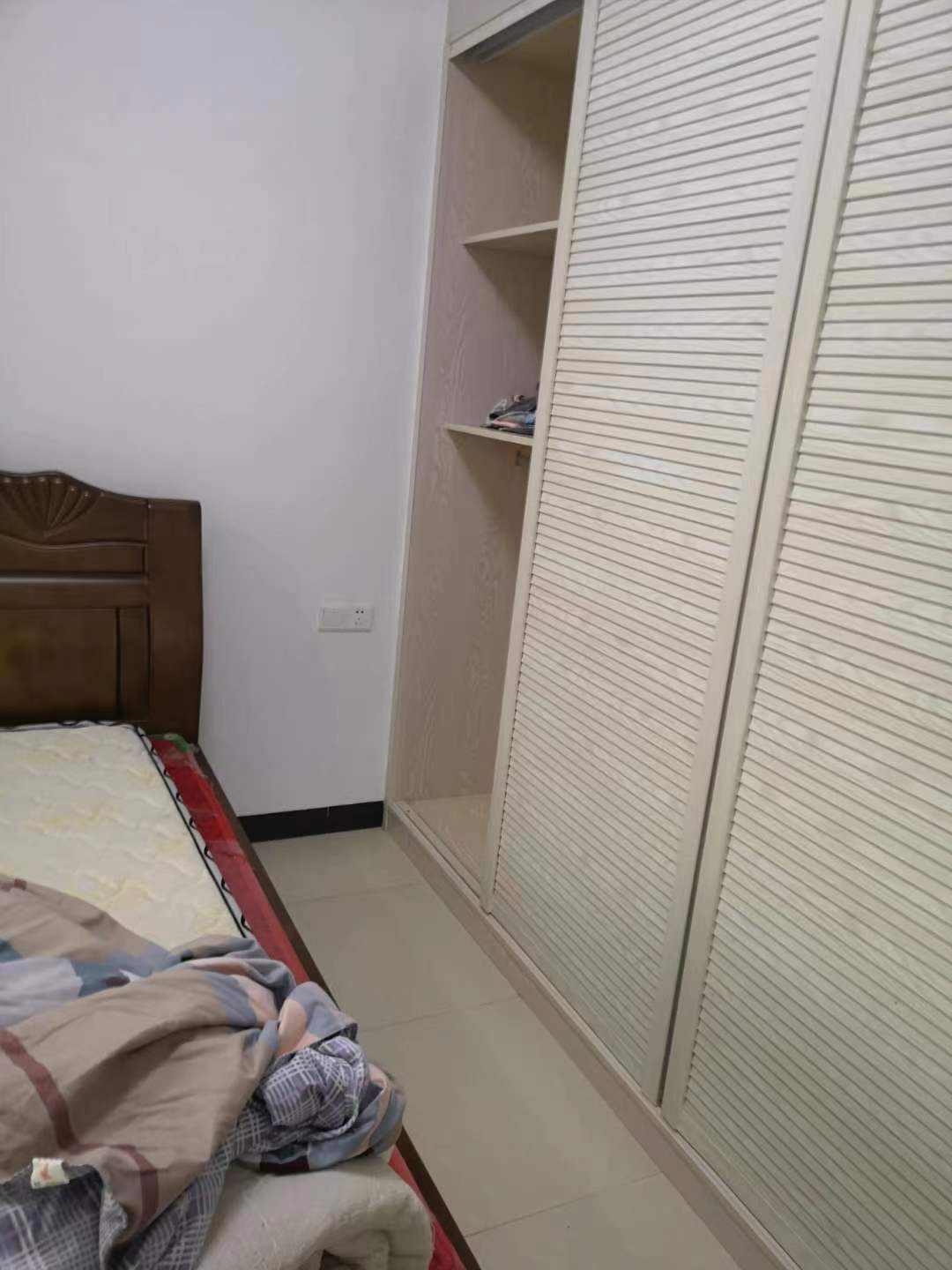 五洲富隆中心 1室1厅1卫 1100.0元/月 五洲富隆中心 1室1厅1卫 1100.0元/月室内图