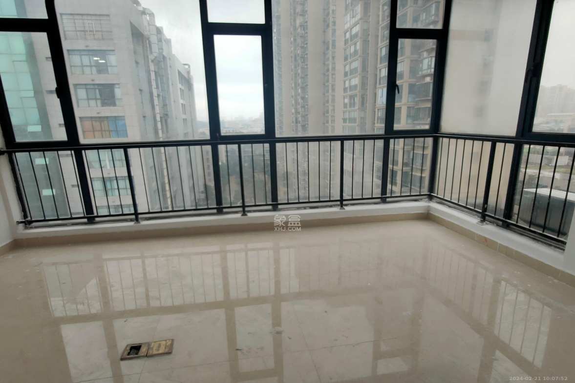 长房时代城  0室0厅0卫    6800.0元/月室内图