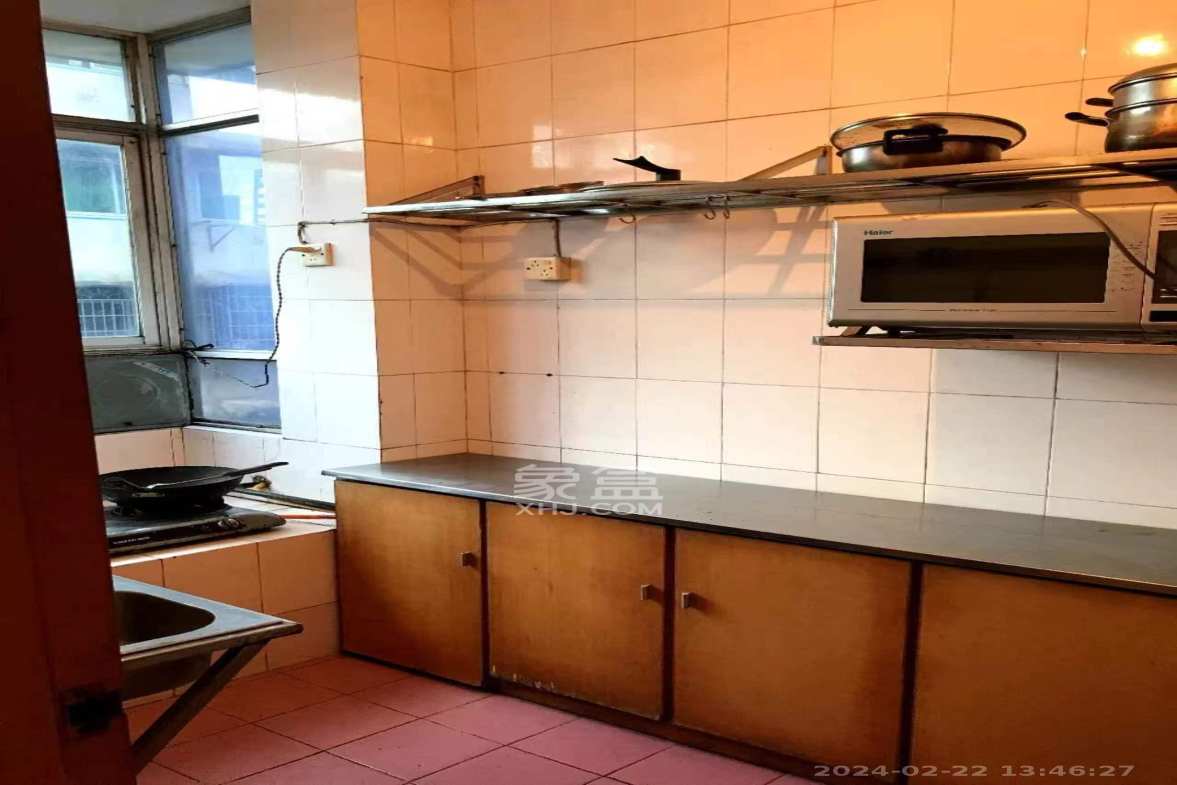 麓山医药公司宿舍 2室2厅1卫 1600.0元/月 麓山医药公司宿舍 2室2厅1卫 1600.0元/月室内图