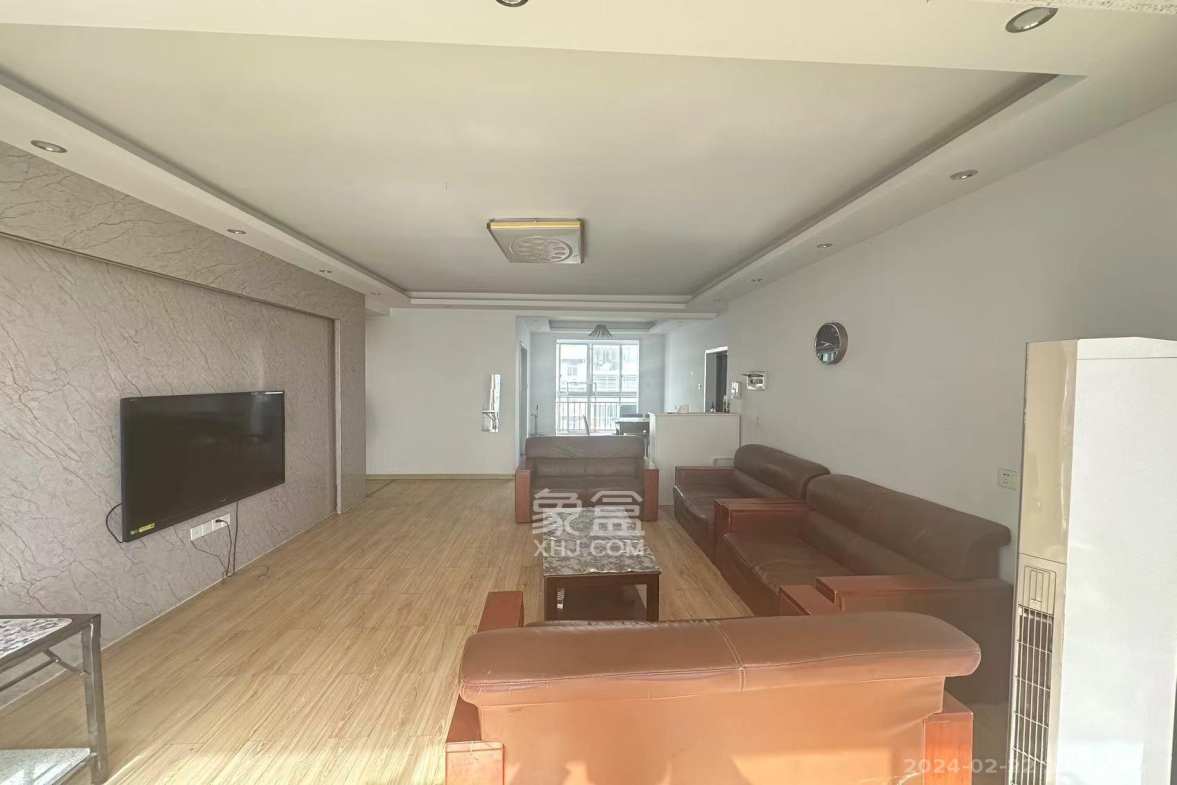 德泽苑  3室2厅2卫    2400.0元/月室内图