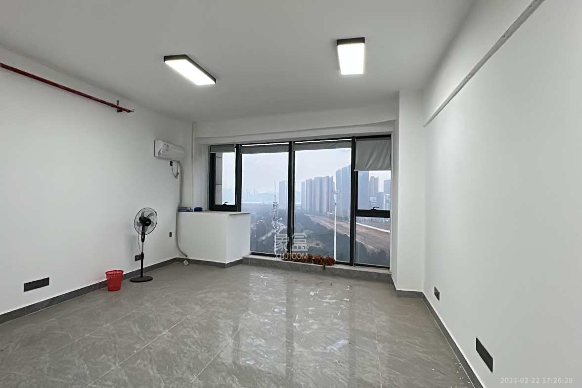 港湘铂玥（天园地芳国际珠宝城）  2室1厅1卫    2700.0元/月室内图