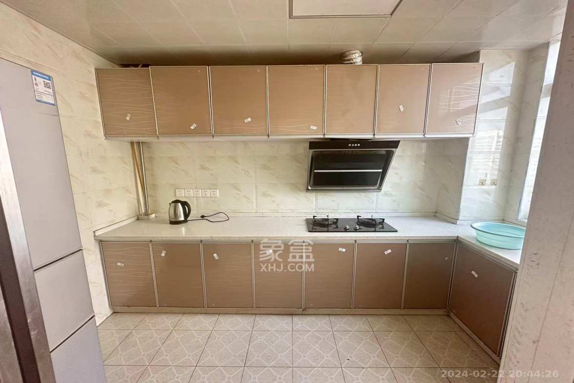 德泽苑  3室2厅2卫    2400.0元/月室内图