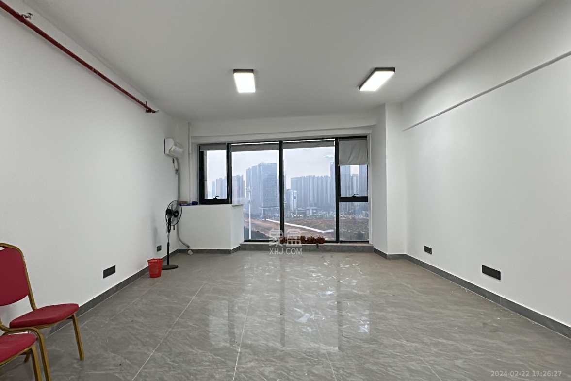 港湘铂玥（天园地芳国际珠宝城）  2室1厅1卫    2700.0元/月室内图