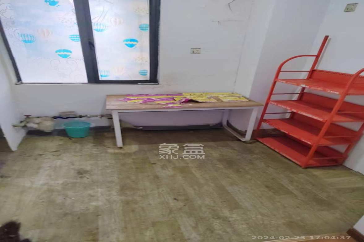 卓越蔚蓝海岸二期  2室2厅1卫   1600.00元/月室内图