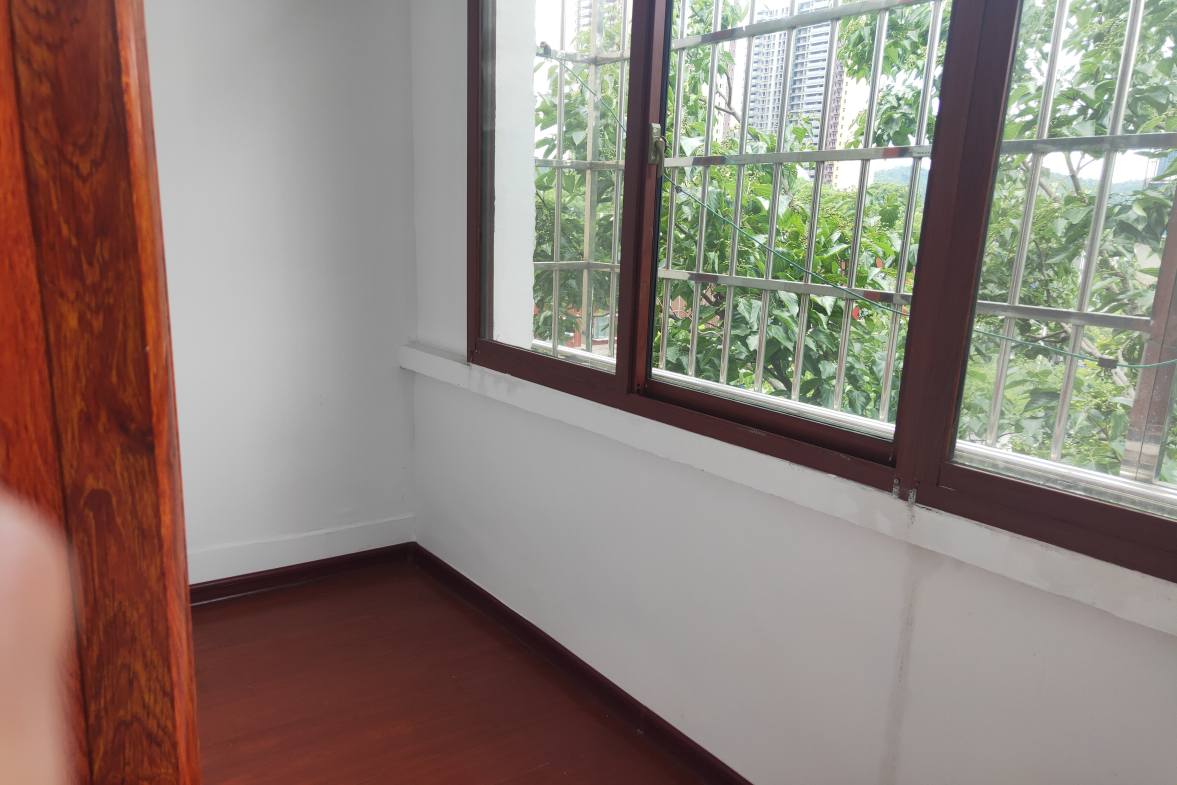 市人大政协机关大院住宅区(老市委) 2室1厅1卫 40.0万 市人大政协机关大院住宅区(老市委) 2室1厅1卫 40.0万客厅