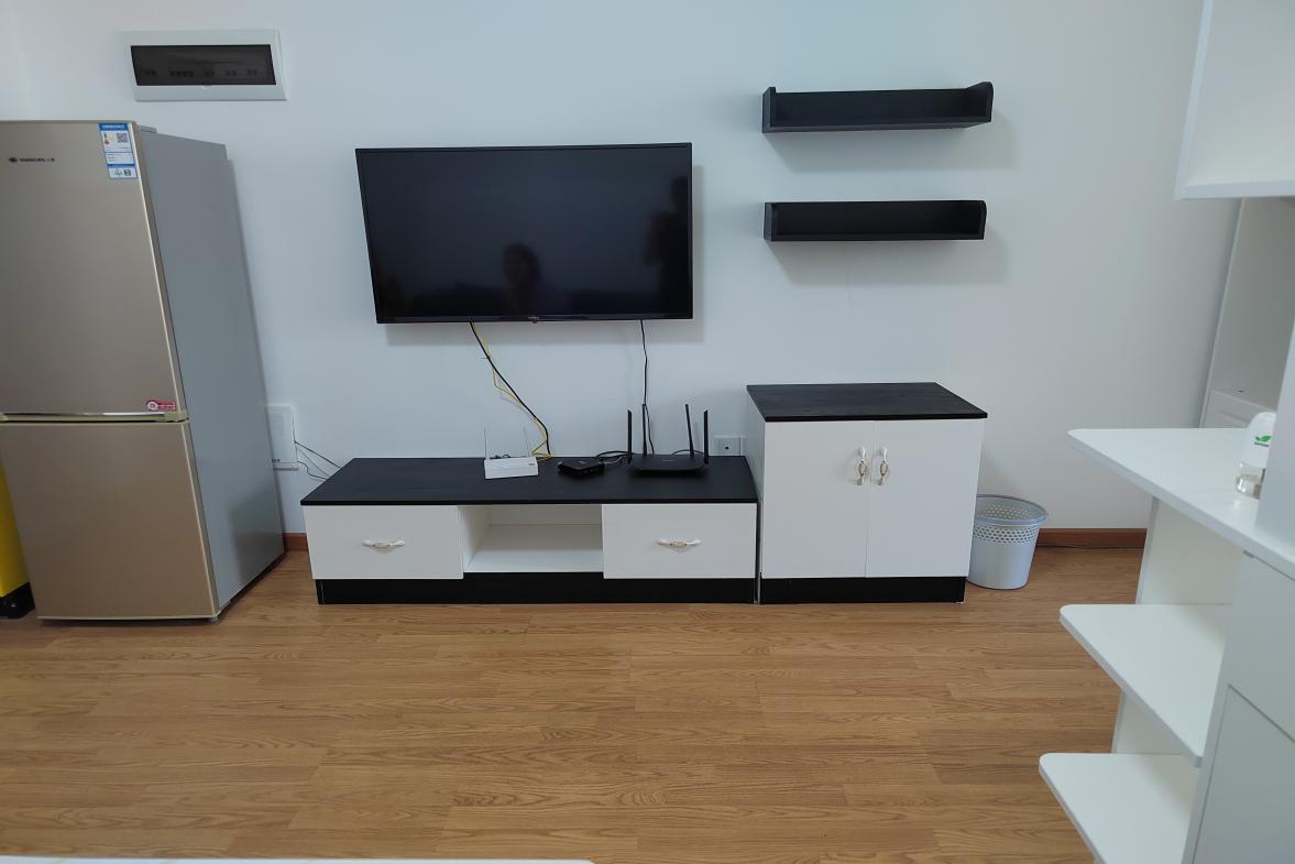 五江碧桂园城市广场  1室1厅1卫    1600.0元/月 五江碧桂园城市广场  1室1厅1卫    1600.0元/月室内图