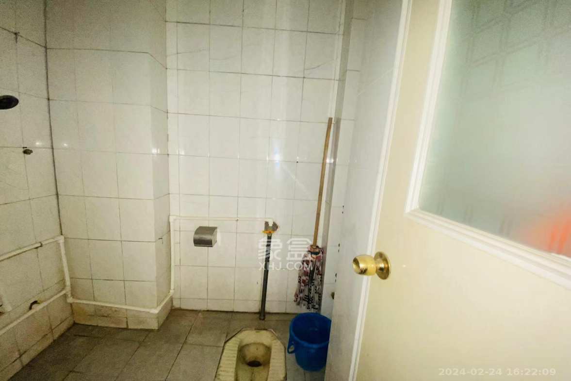 法院宿舍（燕子岭正街38号）  3室2厅1卫    2000.0元/月室内图