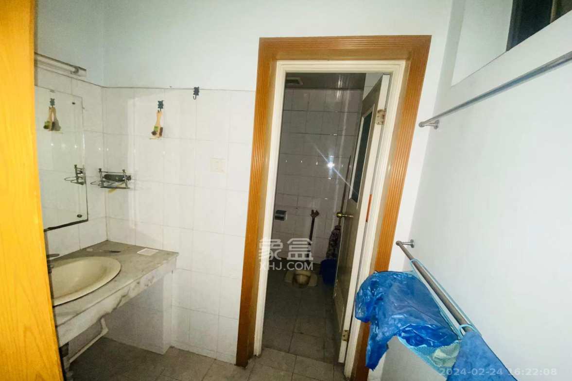 法院宿舍（燕子岭正街38号）  3室2厅1卫    2000.0元/月室内图1