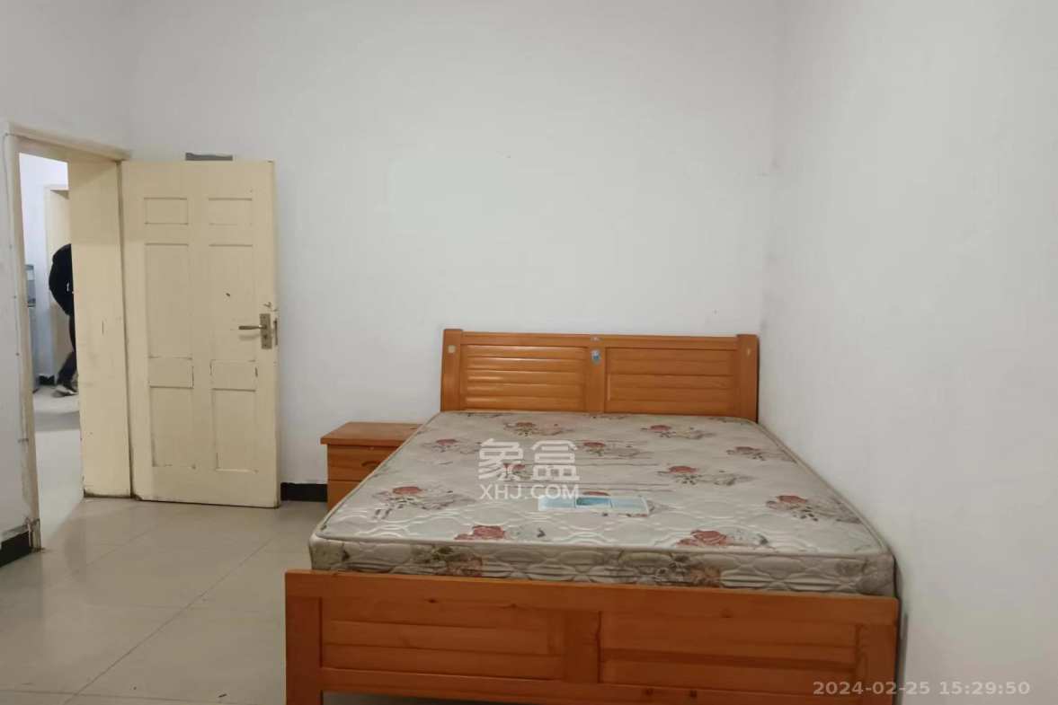 女子监狱单位宿舍  2室2厅1卫   1600.00元/月室内图