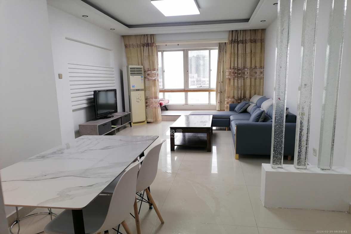 东门壹号家园 2室2厅1卫 2300.0元/月 东门壹号家园 2室2厅1卫 2300.0元/月室内图