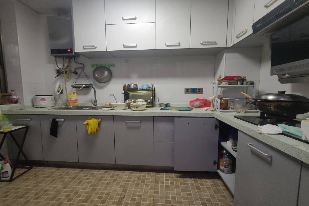 新概念 3室2厅2卫 70.0万 新概念 3室2厅2卫 70.0万客厅