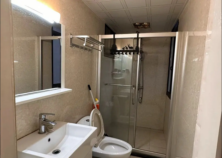 天伦国际 2室2厅1卫 2750.0元/月 天伦国际 2室2厅1卫 2750.0元/月室内图