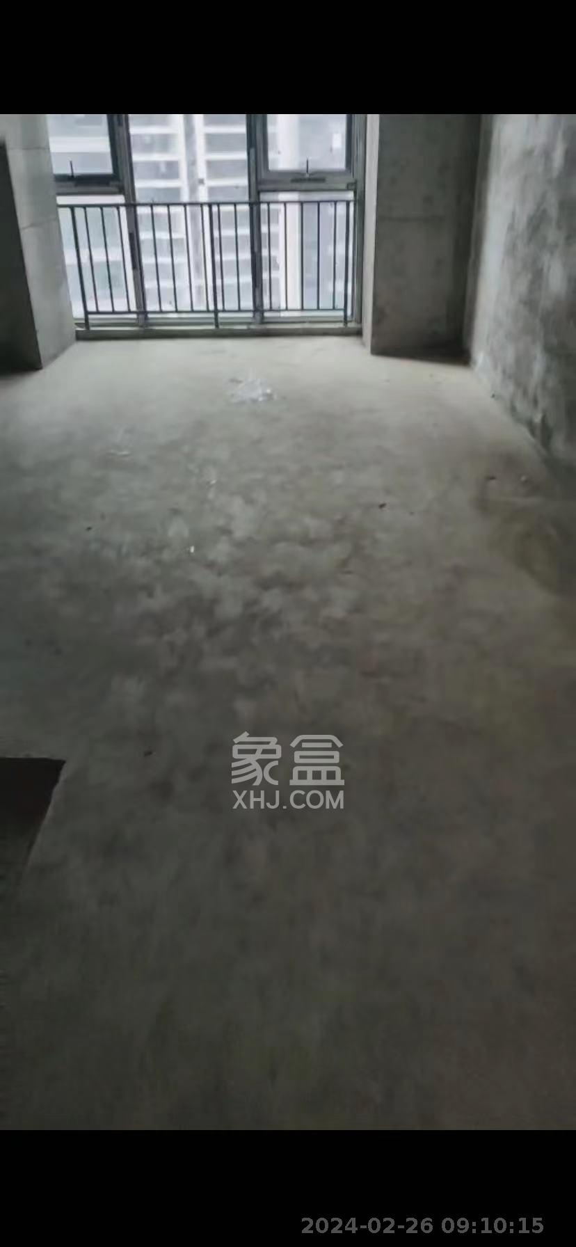 绿地V岛  1室1厅1卫   1600.00元/月