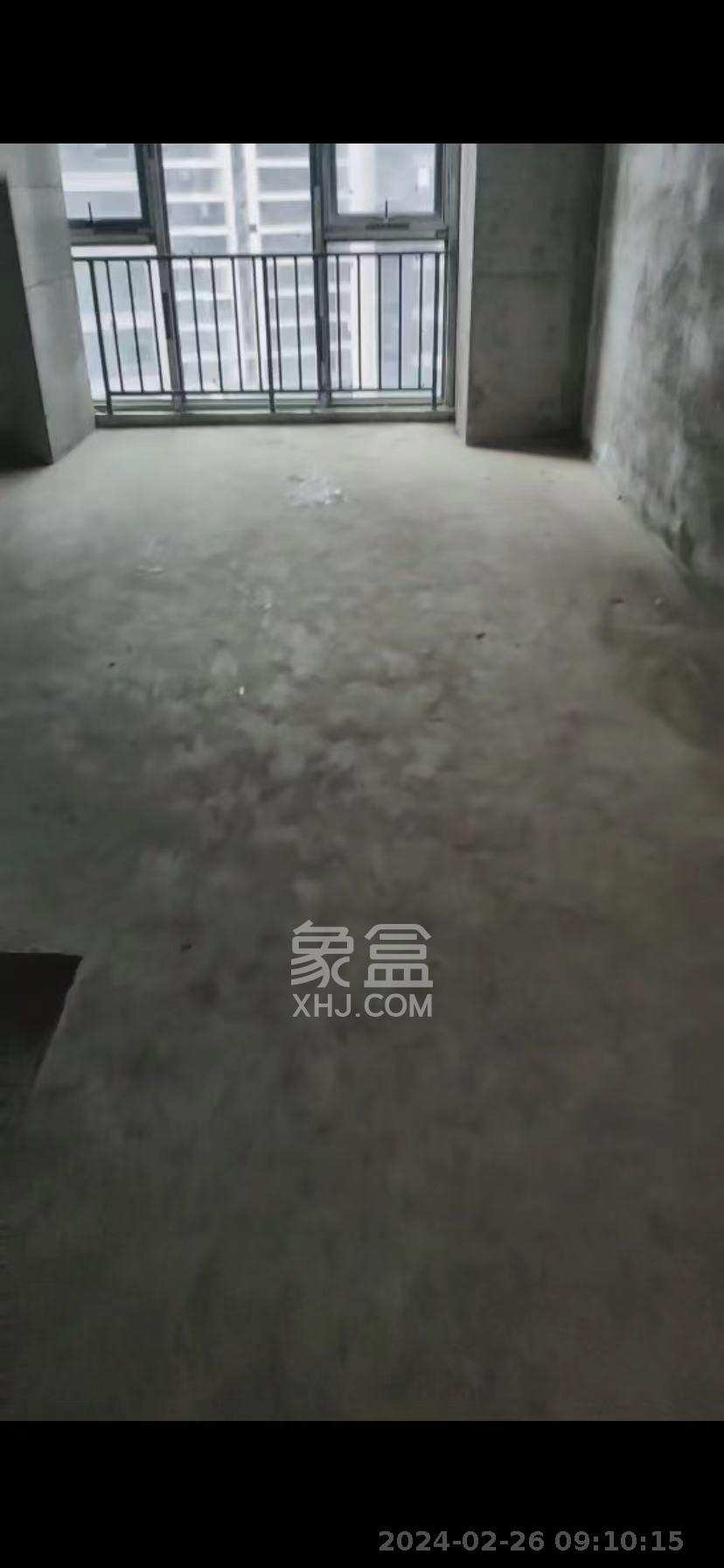 绿地V岛  1室1厅1卫    1600.0元/月室内图1