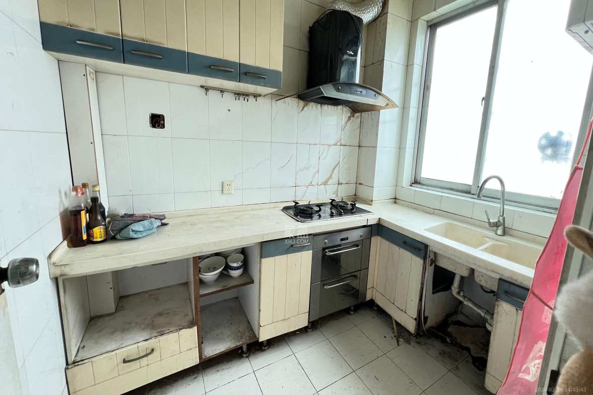 中南汽车世界 2室2厅1卫 1000.0元/月 中南汽车世界 2室2厅1卫 1000.0元/月室内图