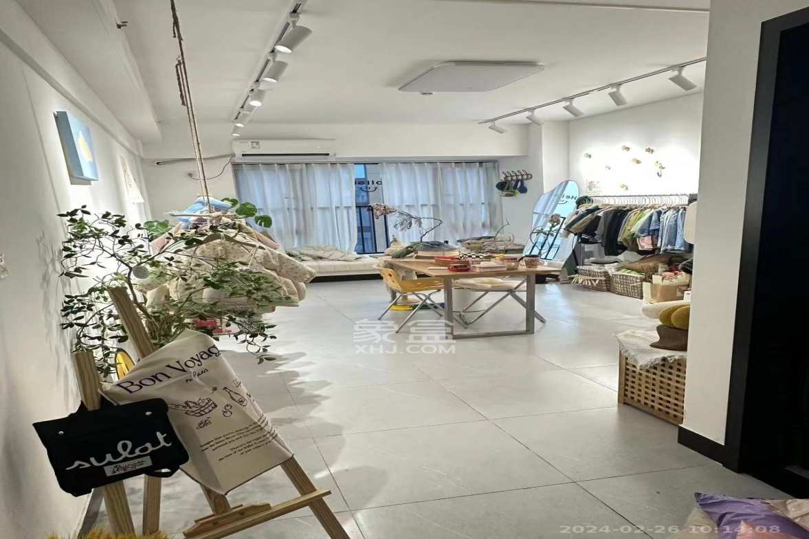 复地星光天地 1室1厅1卫 2500.0元/月 复地星光天地 1室1厅1卫 2500.0元/月室内图