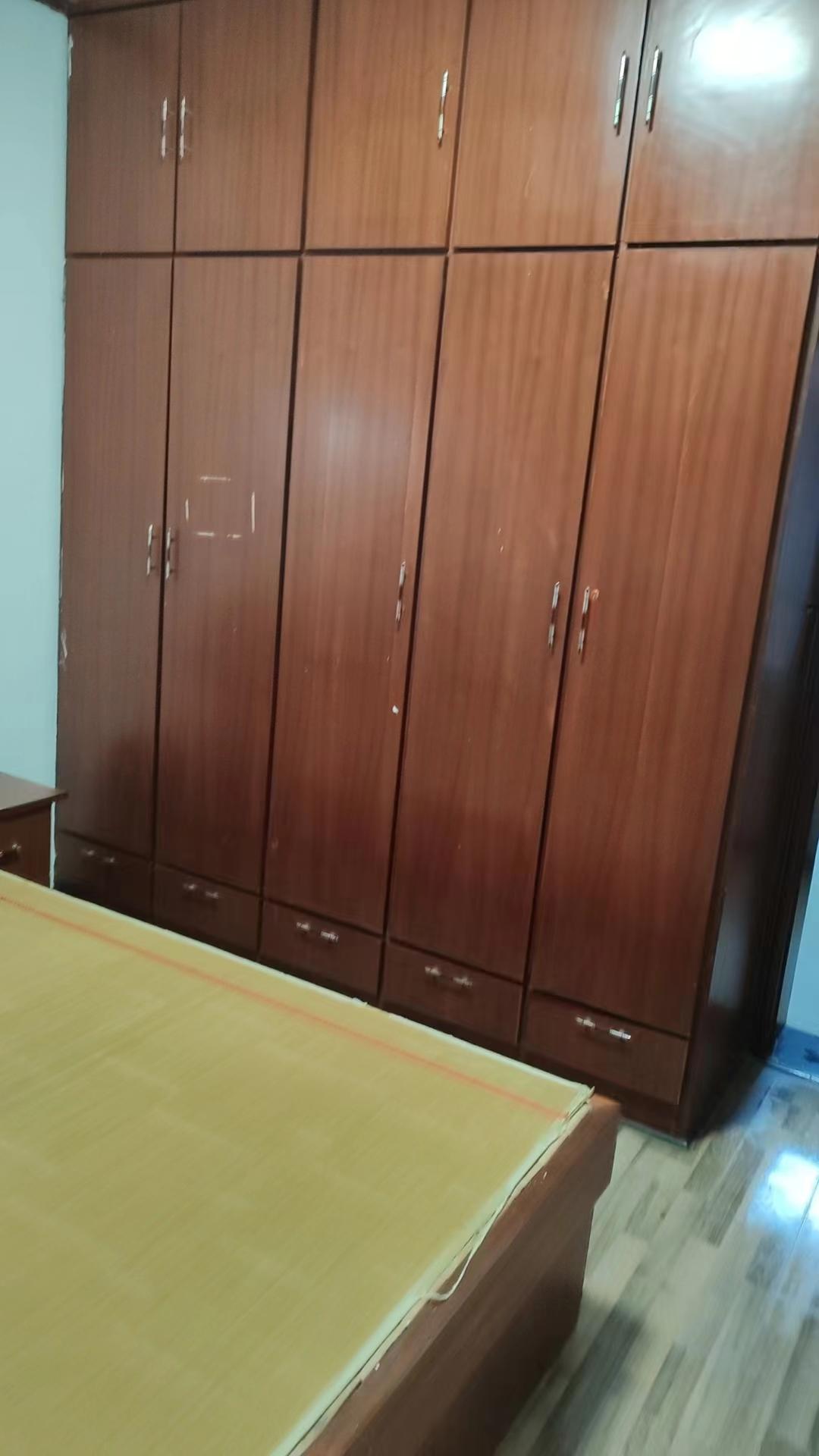 大同山庄  3室2厅2卫    1300.0元/月室内图