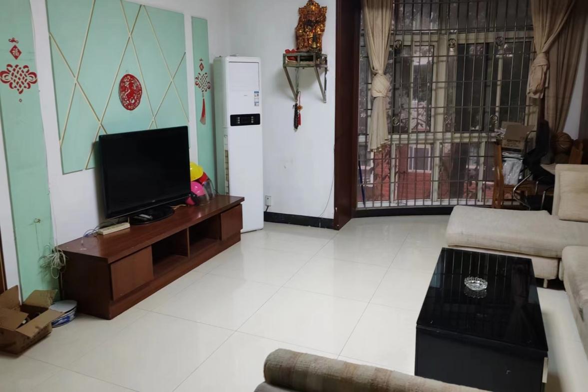 大同山庄  3室2厅2卫    1300.0元/月室内图