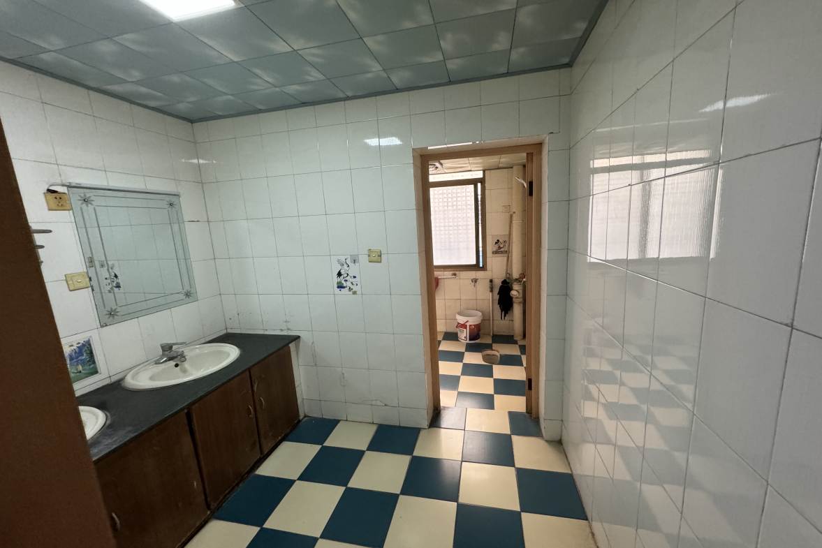 王家小区 0室0厅0卫 700.0元/月 王家小区 0室0厅0卫 700.0元/月室内图