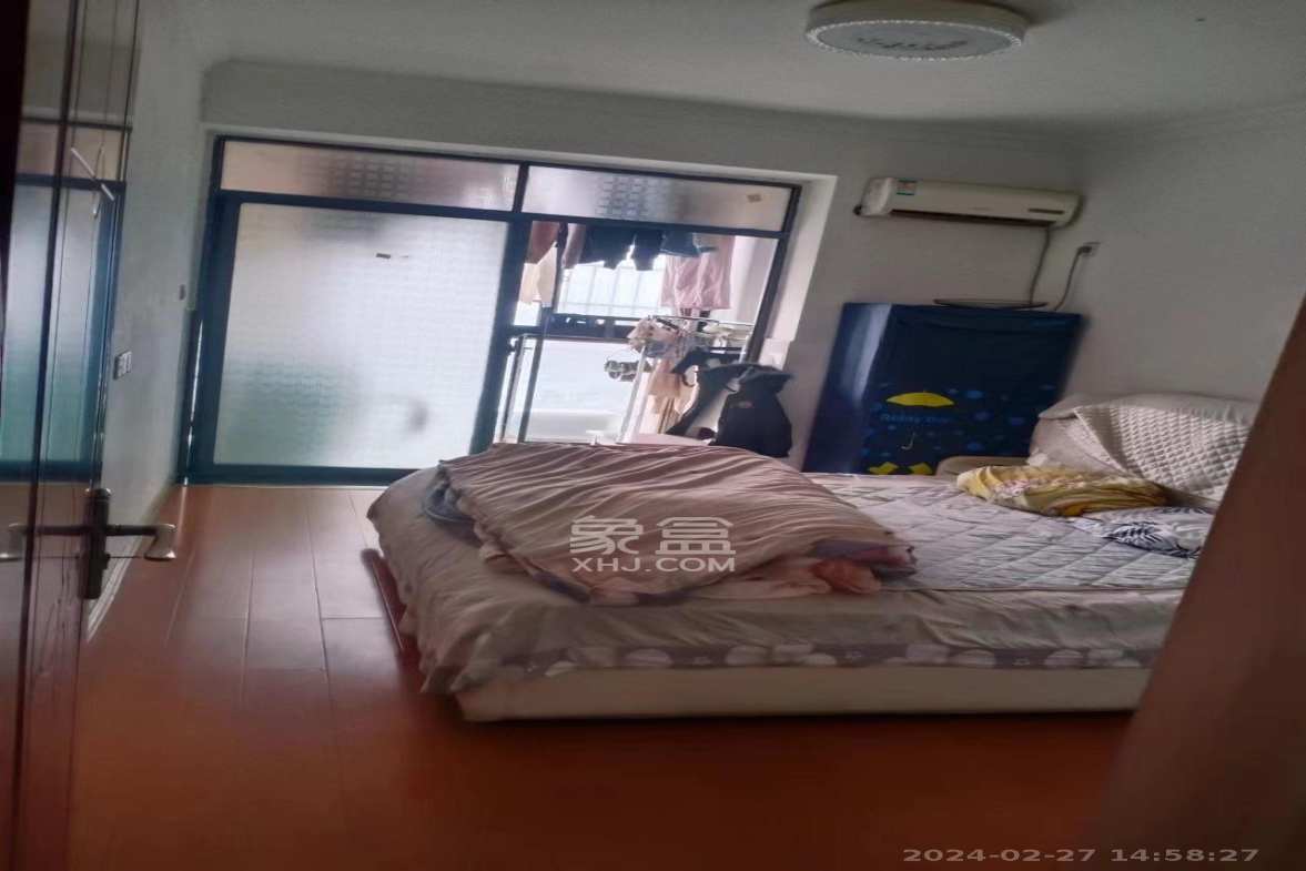 尊邸华庭 3室2厅1卫 2500.0元/月 尊邸华庭 3室2厅1卫 2500.0元/月室内图