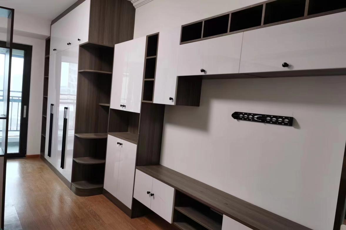 五江碧桂园城市广场 1室1厅1卫 35.8万 五江碧桂园城市广场 1室1厅1卫 35.8万客厅