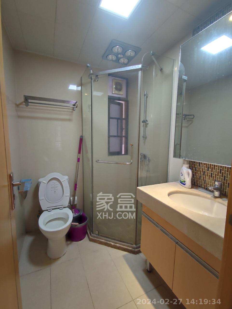 珠江郦城薰衣道 3室2厅1卫 2600.0元/月 珠江郦城薰衣道 3室2厅1卫 2600.0元/月室内图