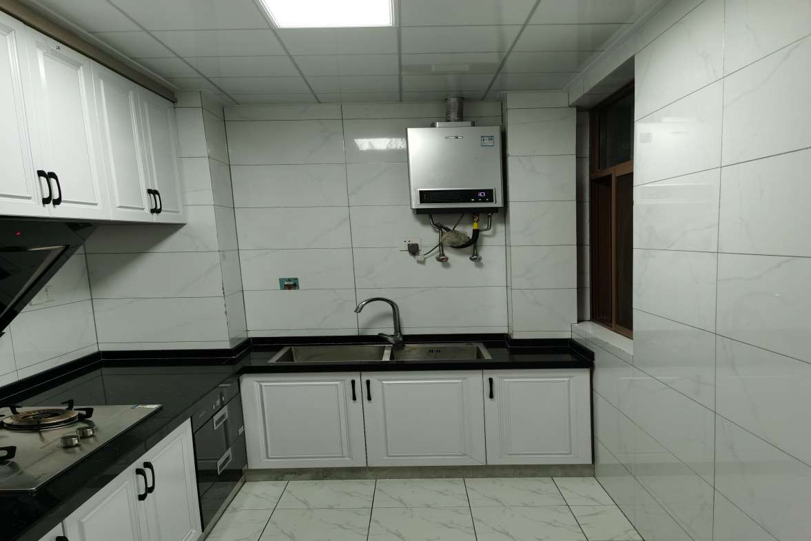 百弘学府城  2室2厅1卫    72.8万 百弘学府城  2室2厅1卫    72.8万客厅