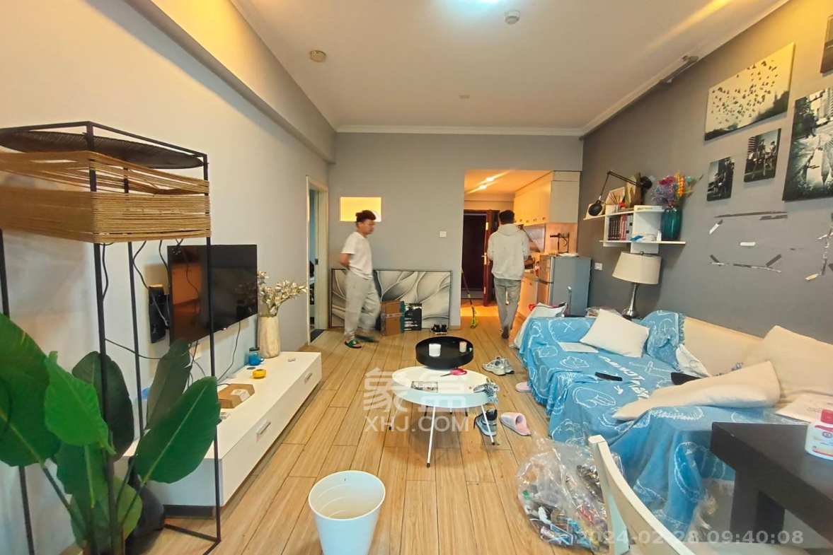 达美D6区  2室1厅1卫    2300.0元/月室内图