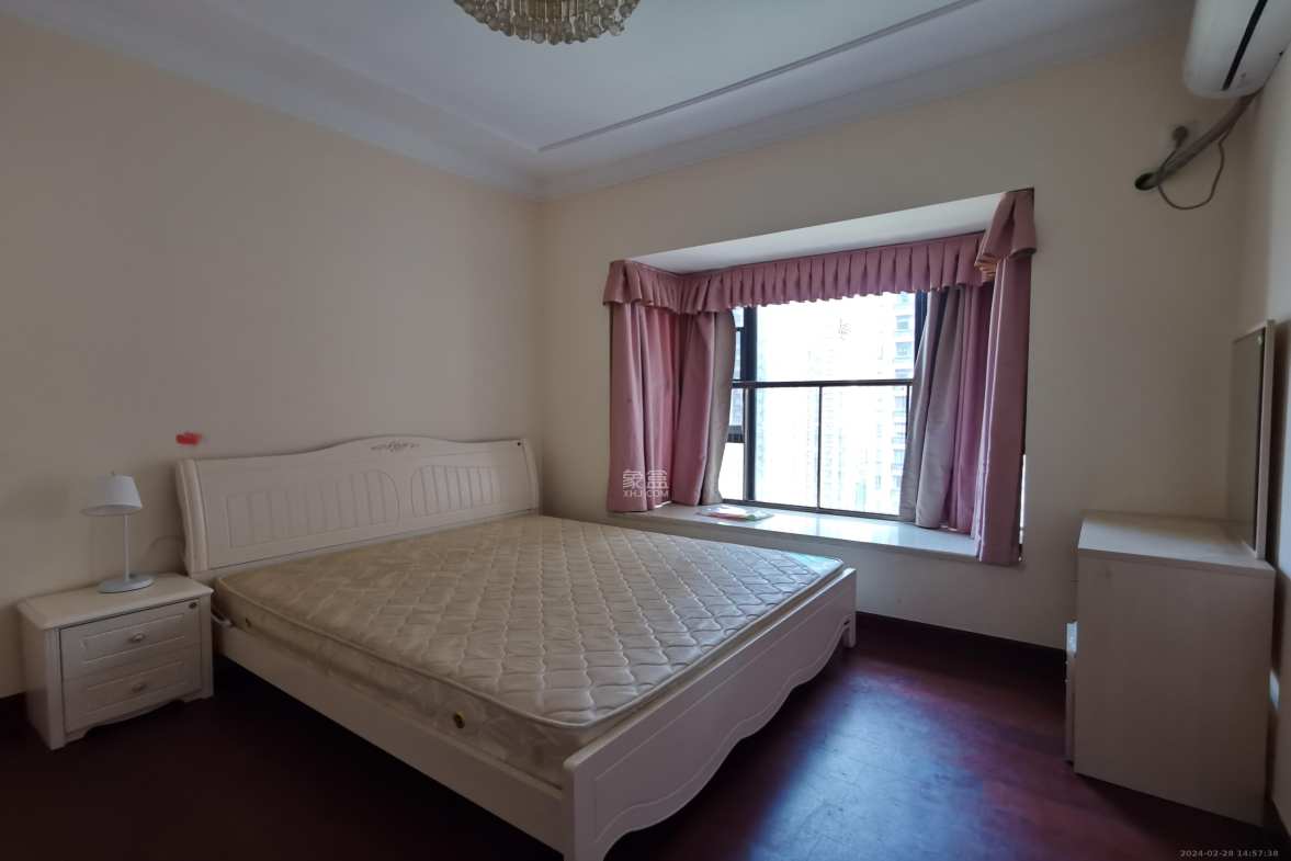 恒大江湾  3室2厅1卫    2400.0元/月 恒大江湾  3室2厅1卫    2400.0元/月室内图