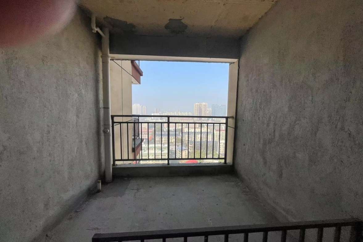 富厚名城  3室2厅2卫    75.0万 富厚名城  3室2厅2卫    75.0万室内图