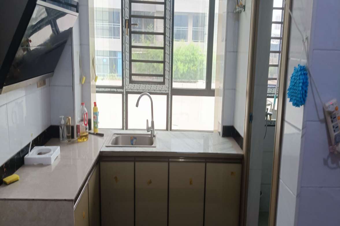 檀山湾小区  2室2厅1卫    700.0元/月室内图