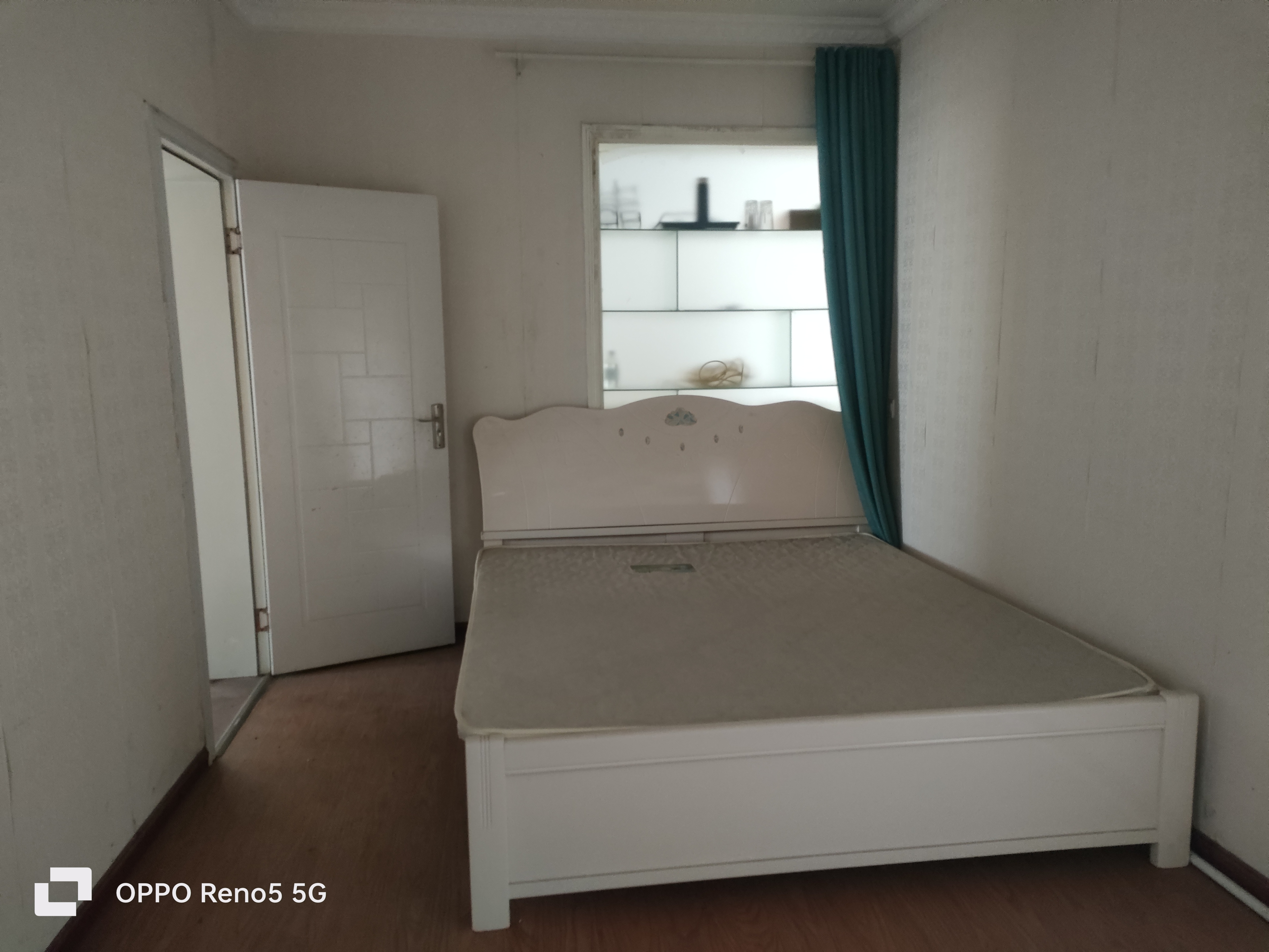 东方豪苑  3室2厅2卫    65.0万