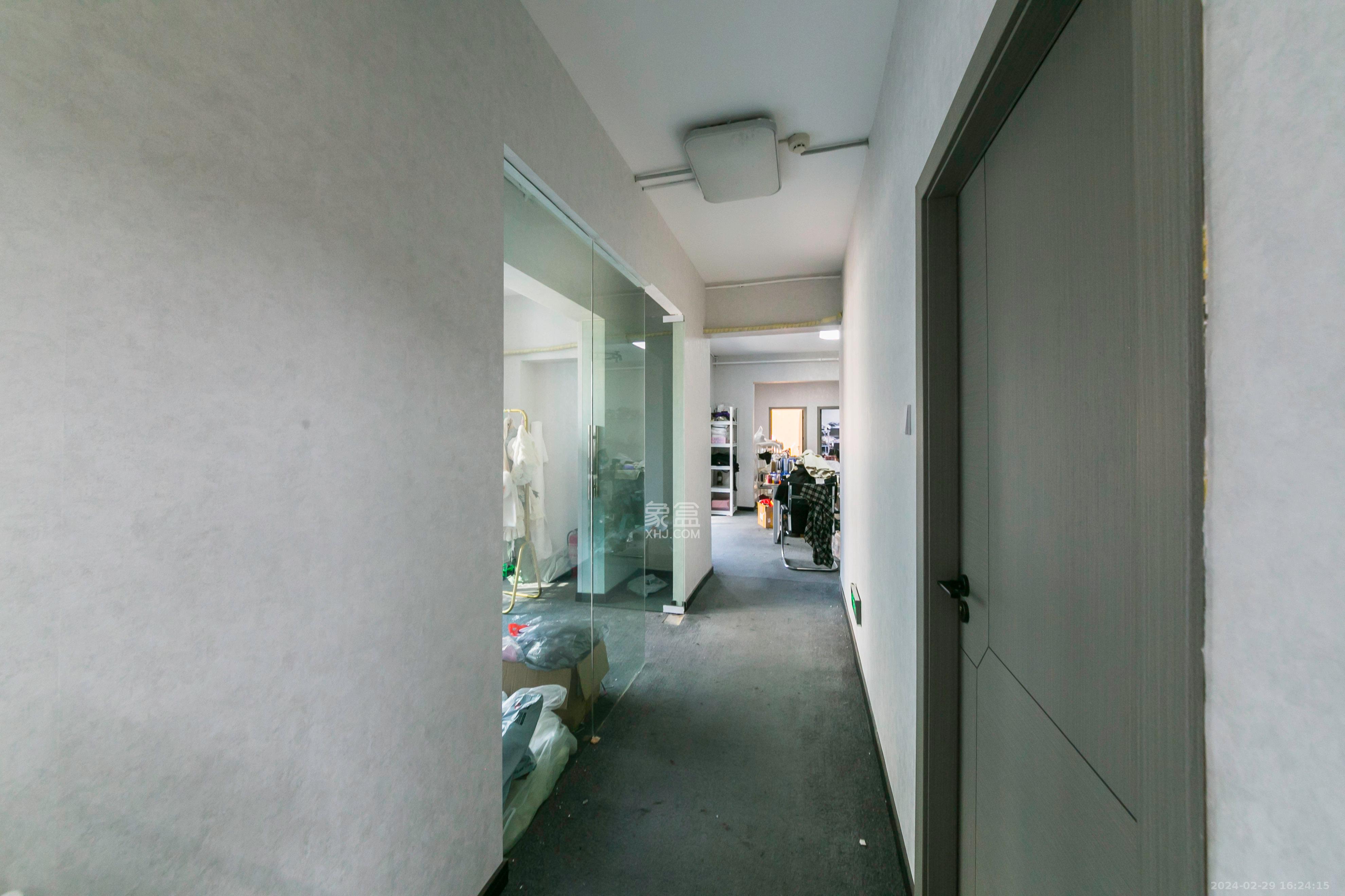 德思勤城市广场（宝格丽公寓）   260.0㎡      8800.0元/月室内图