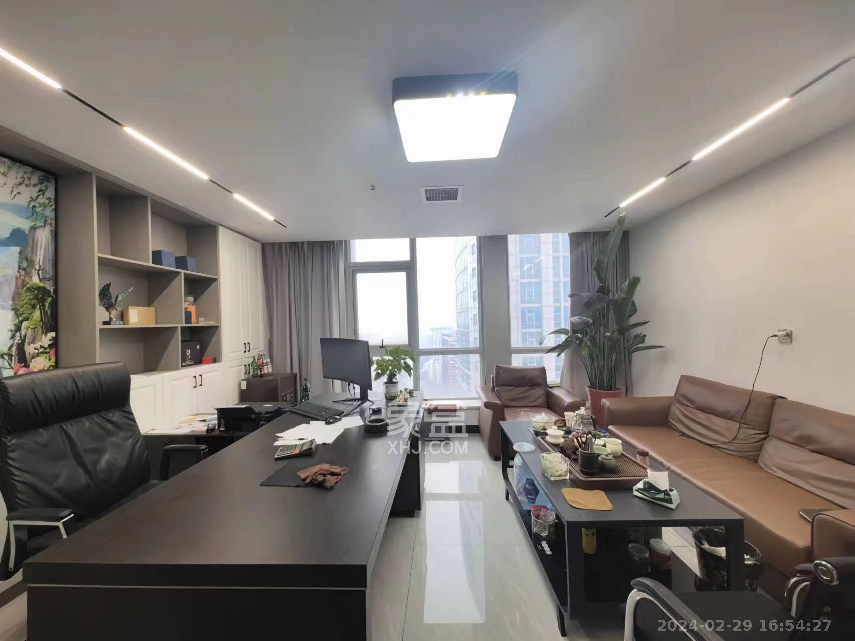 开源鑫贸大楼   150.0㎡     6800.00元/月室内图