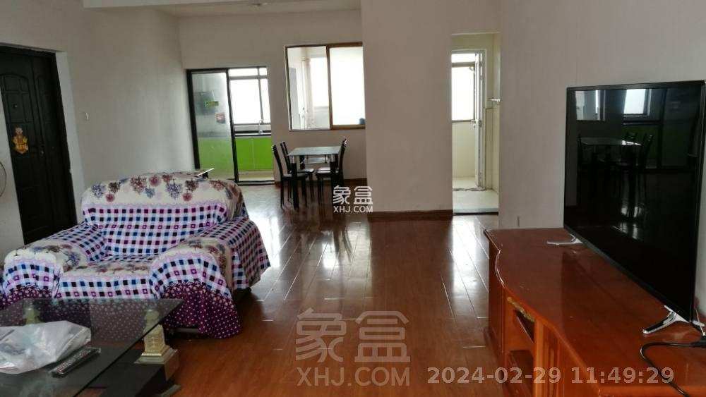 楚天花园 4室2厅1卫 1600.0元/月 楚天花园 4室2厅1卫 1600.0元/月室内图